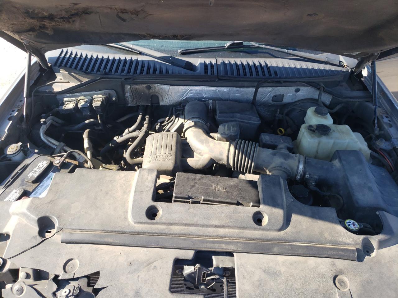 2010 Ford Expedition Xlt VIN: 1FMJU1F51AEA06925 Lot: 59179724