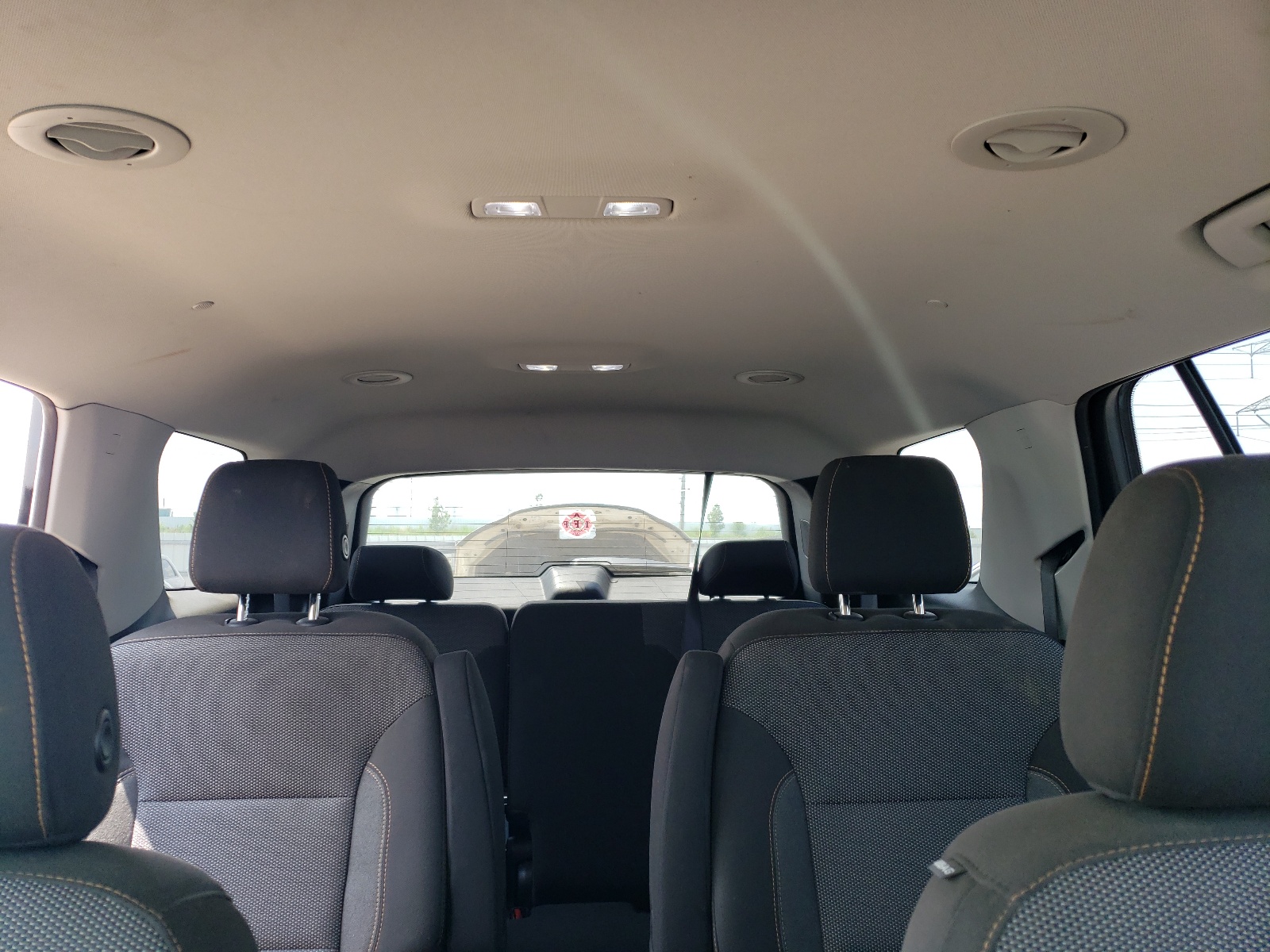 1GNERGKW5JJ166796 2018 Chevrolet Traverse Lt