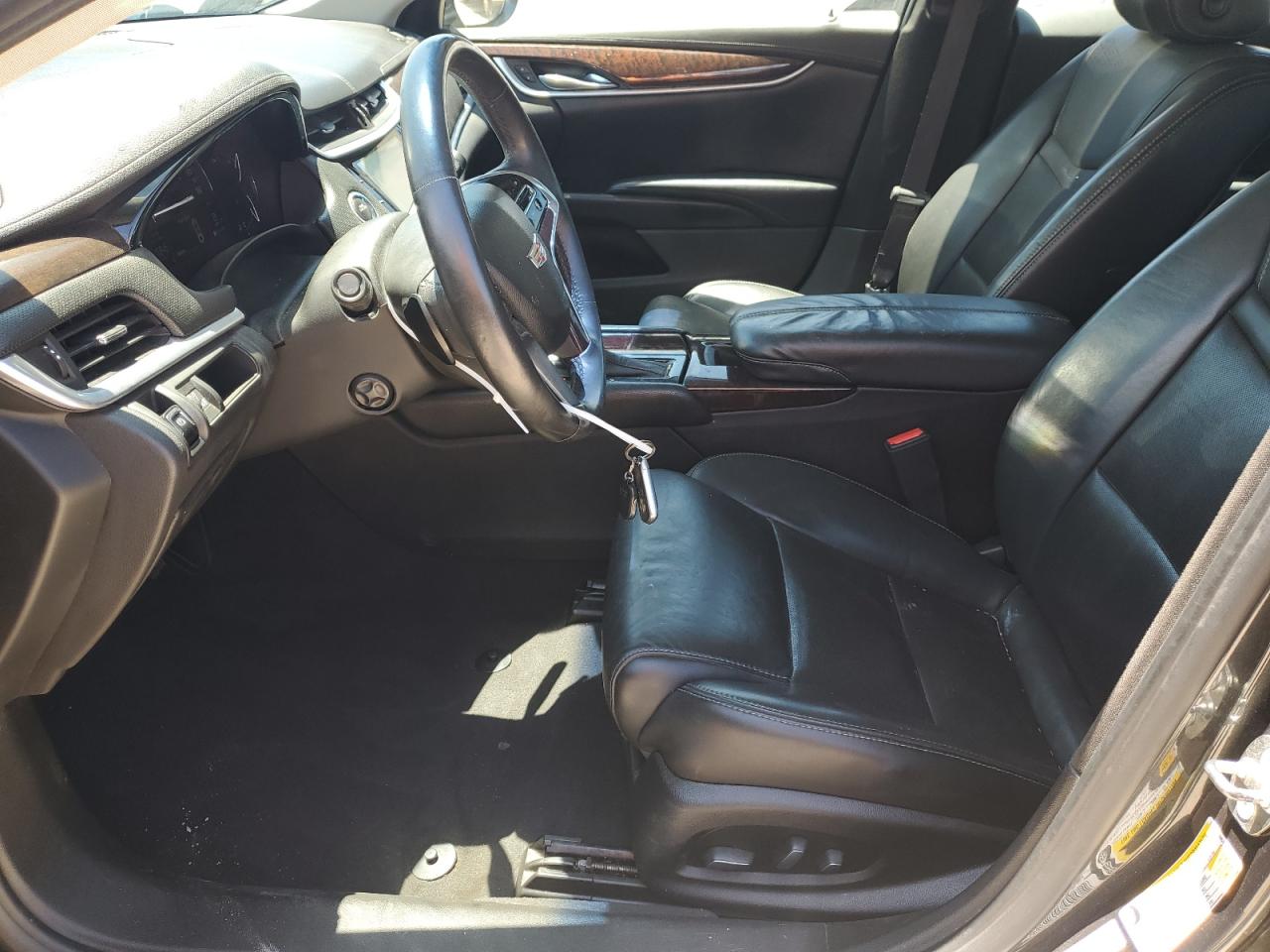 2017 Cadillac XTS - Image 7