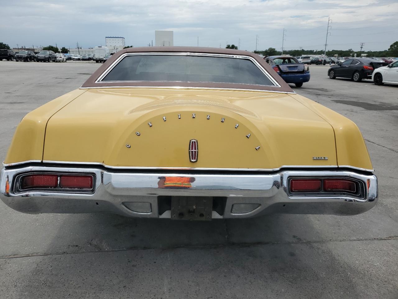 1972 Lincoln Mark Iv VIN: 2Y89A829555 Lot: 61239854