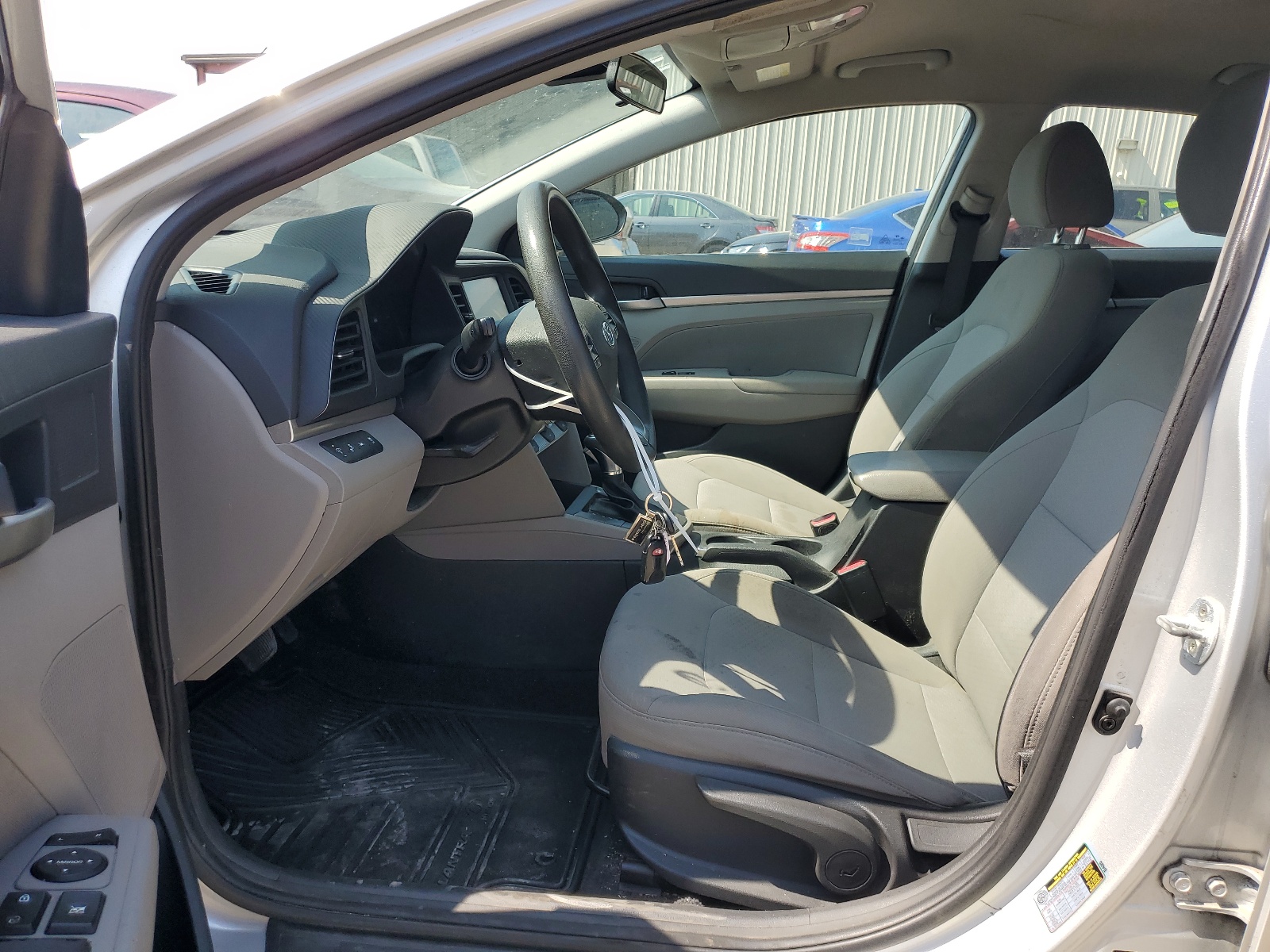 2019 Hyundai Elantra Sel vin: 5NPD84LF6KH434639