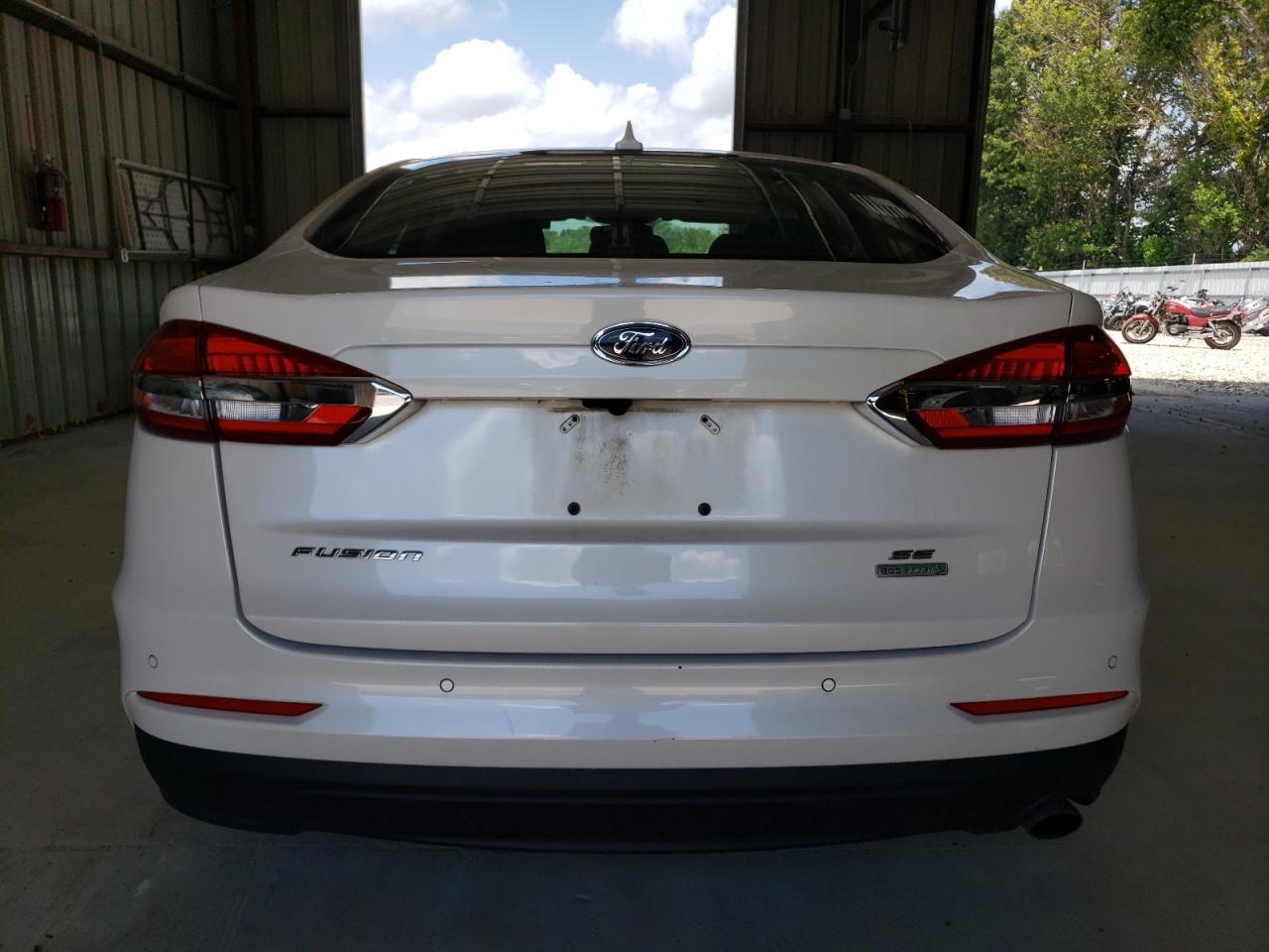 2020 Ford Fusion Se VIN: 3FA6P0HDXLR261370 Lot: 57719774