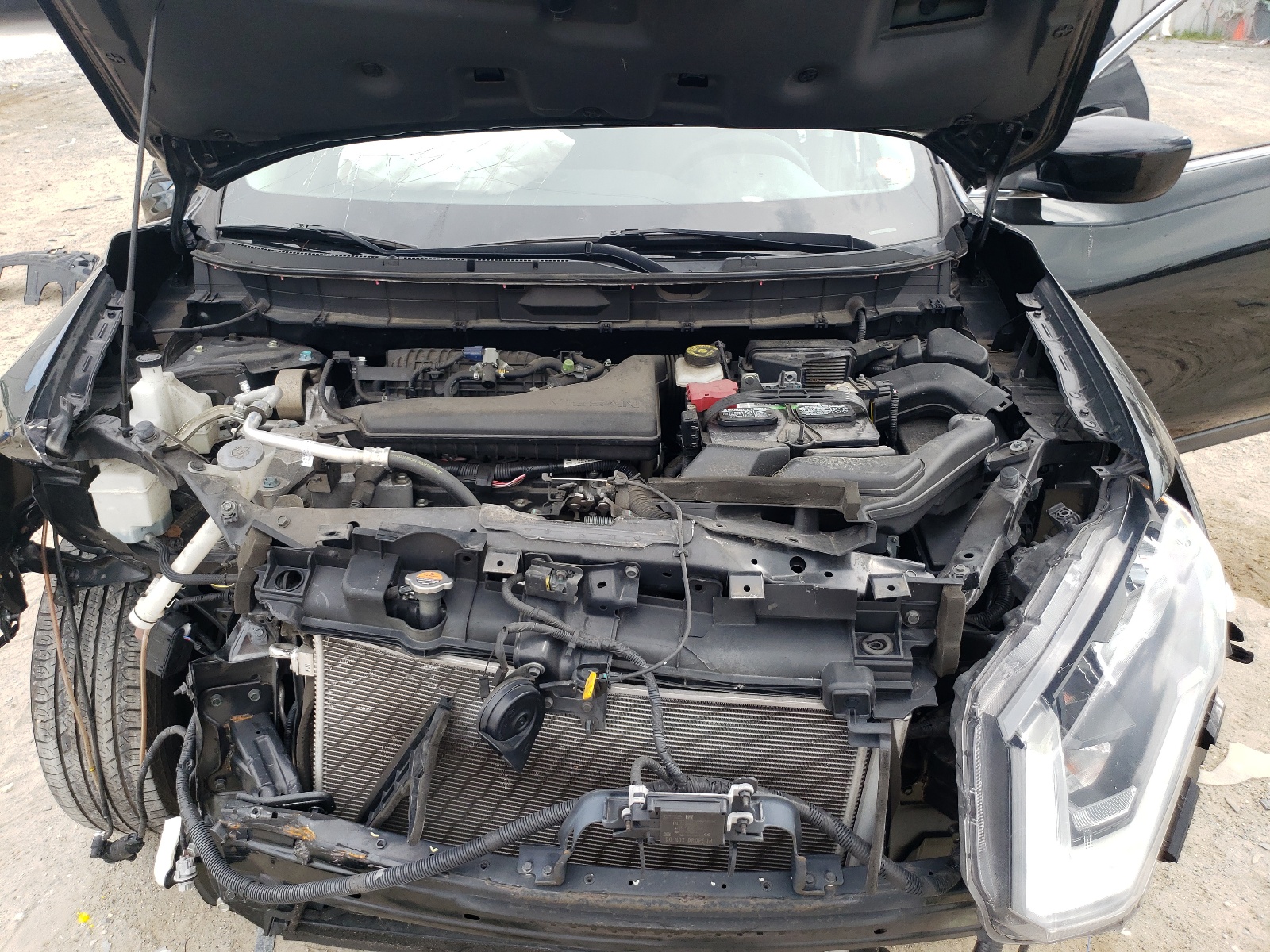 KNMAT2MT0JP567149 2018 Nissan Rogue S