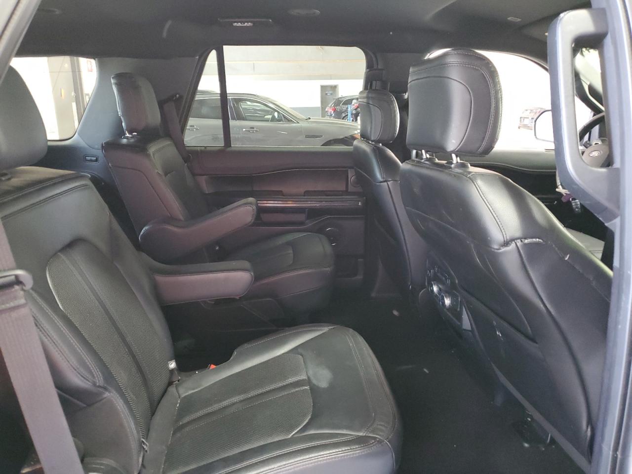 2018 Ford Expedition Limited VIN: 1FMJU1KT9JEA68142 Lot: 59854144