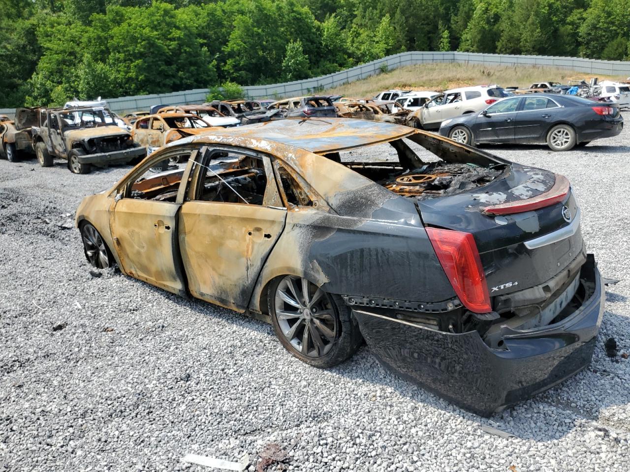 2013 Cadillac XTS - Image 2