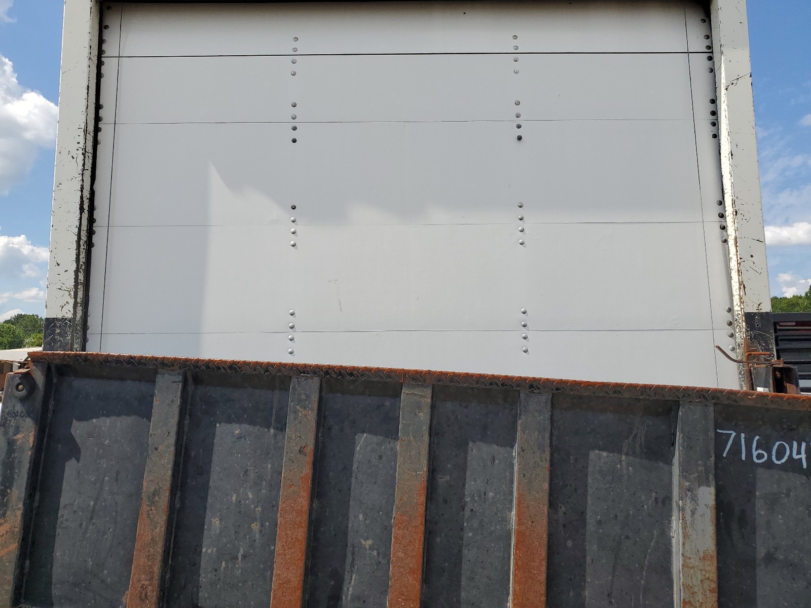 1GBJG31UX41128172 2004 Chevrolet Express G3500