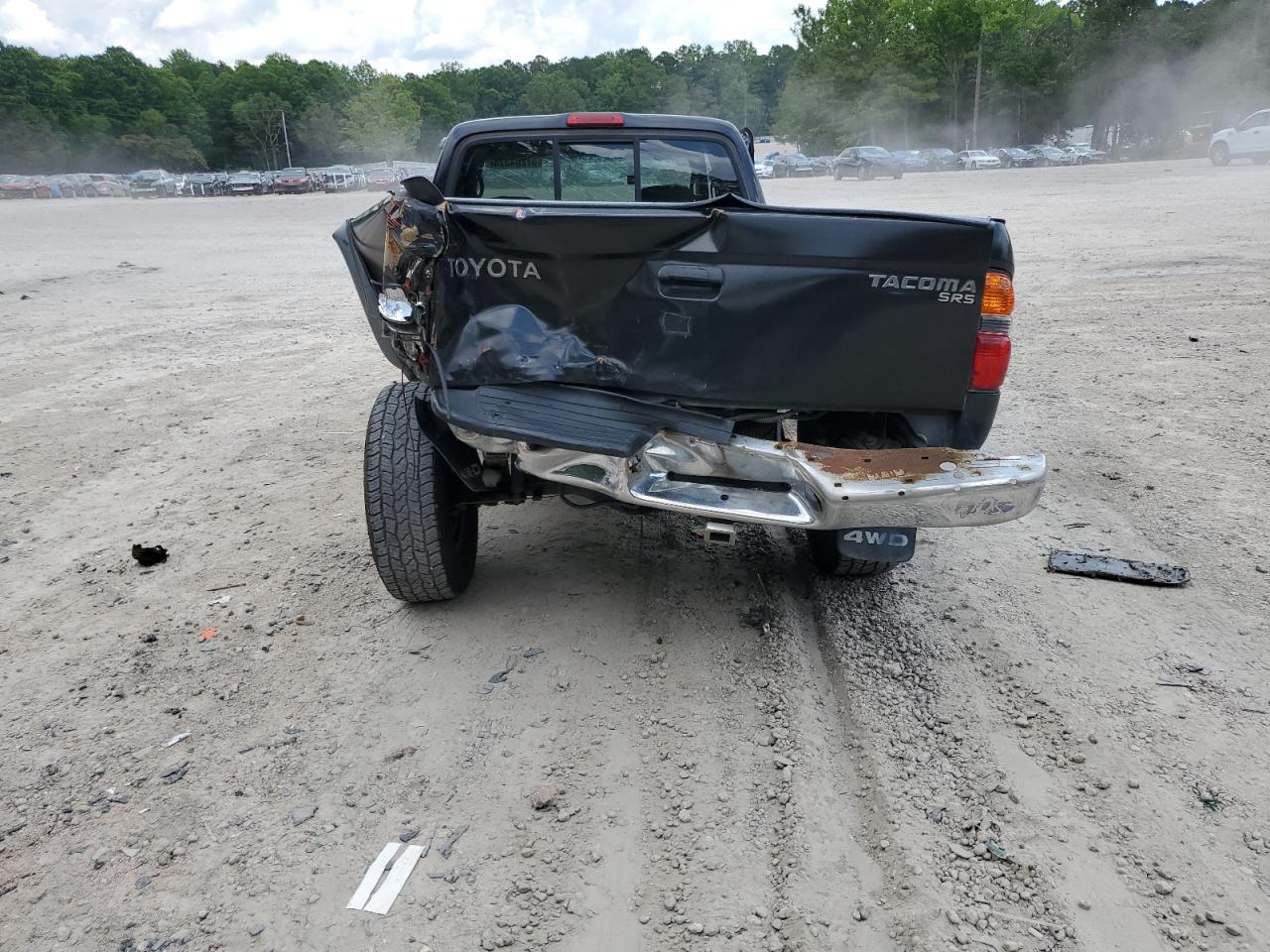2004 Toyota Tacoma - Image 6
