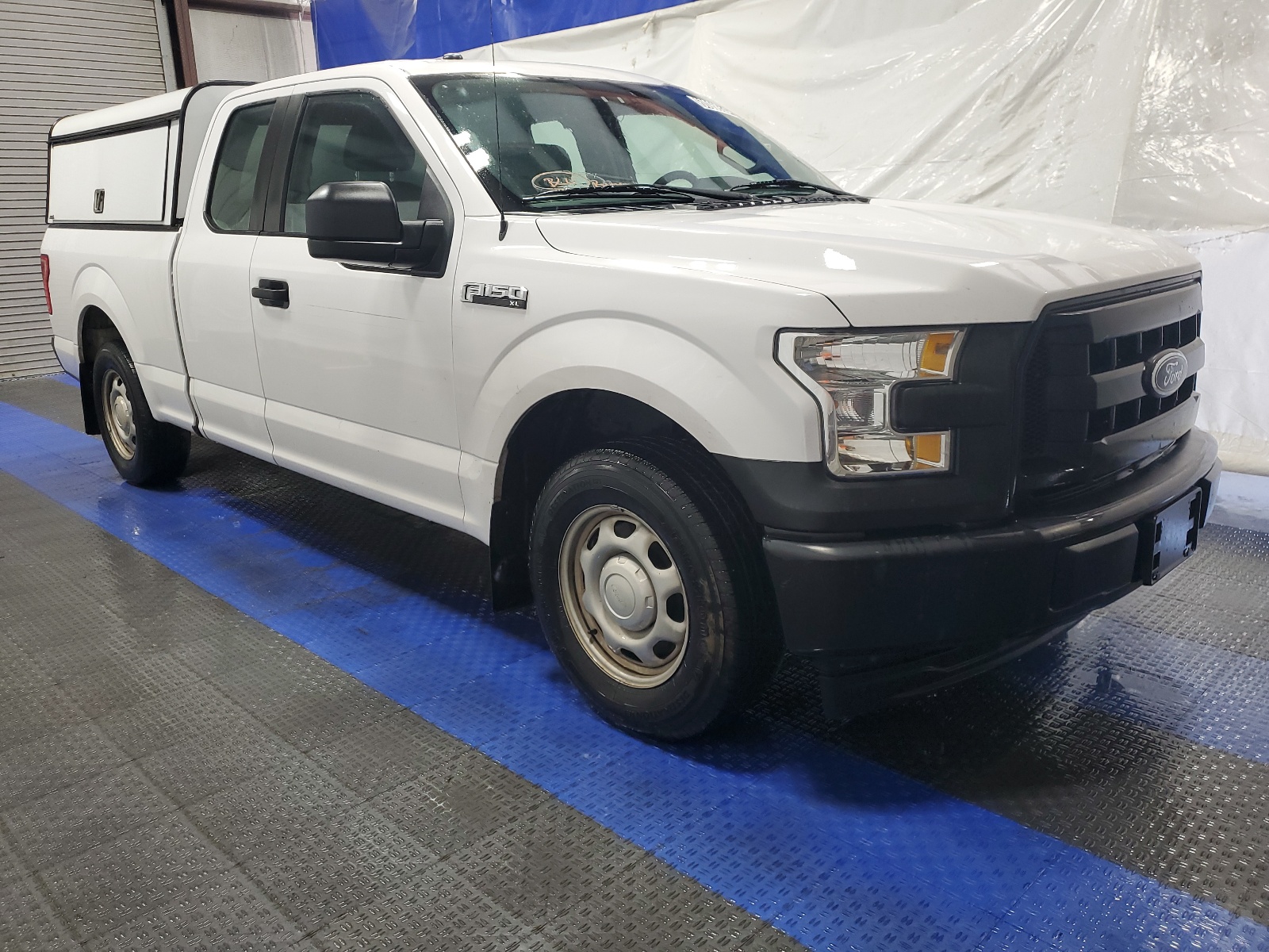 2017 Ford F150 Super Cab vin: 1FTEX1C85HKE23942