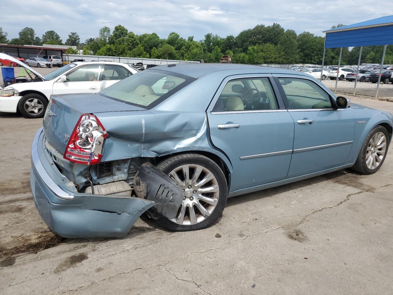 2009 Chrysler 300 - Image 3