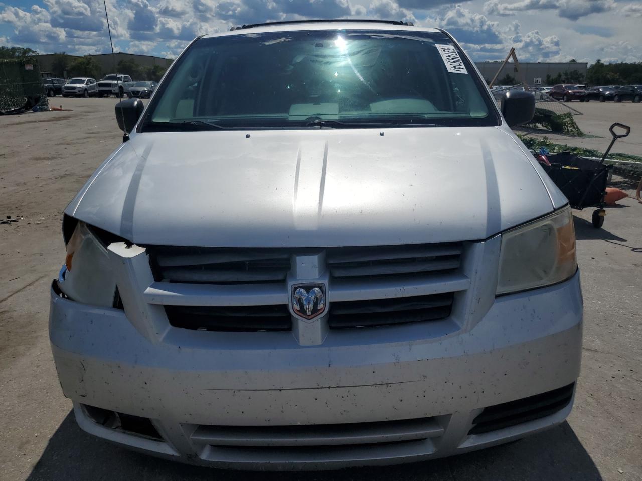 2010 Dodge Grand Caravan Hero VIN: 2D4RN3D17AR435847 Lot: 59749914