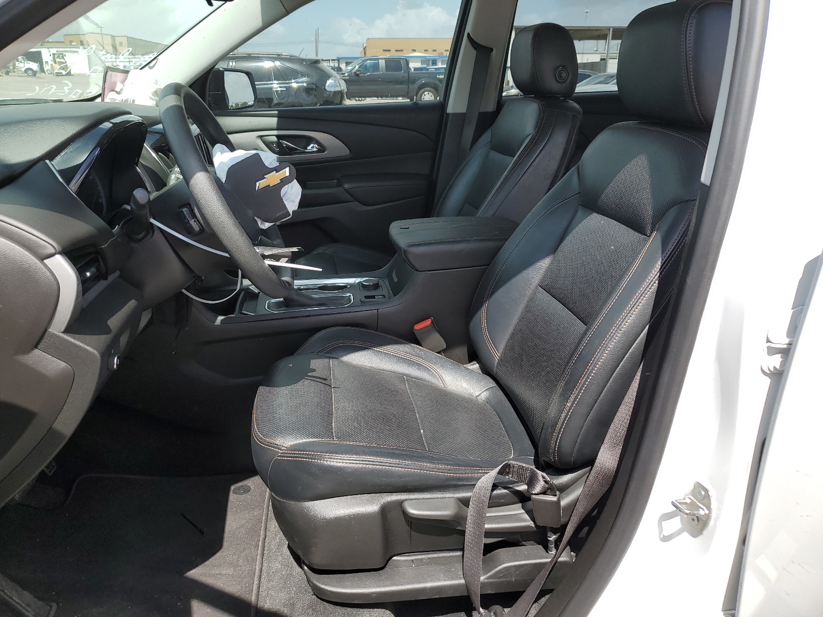 1GNERFKW0KJ292849 2019 Chevrolet Traverse Ls