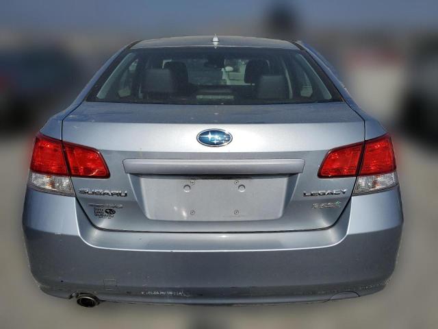 Седани SUBARU LEGACY 2013 Сріблястий