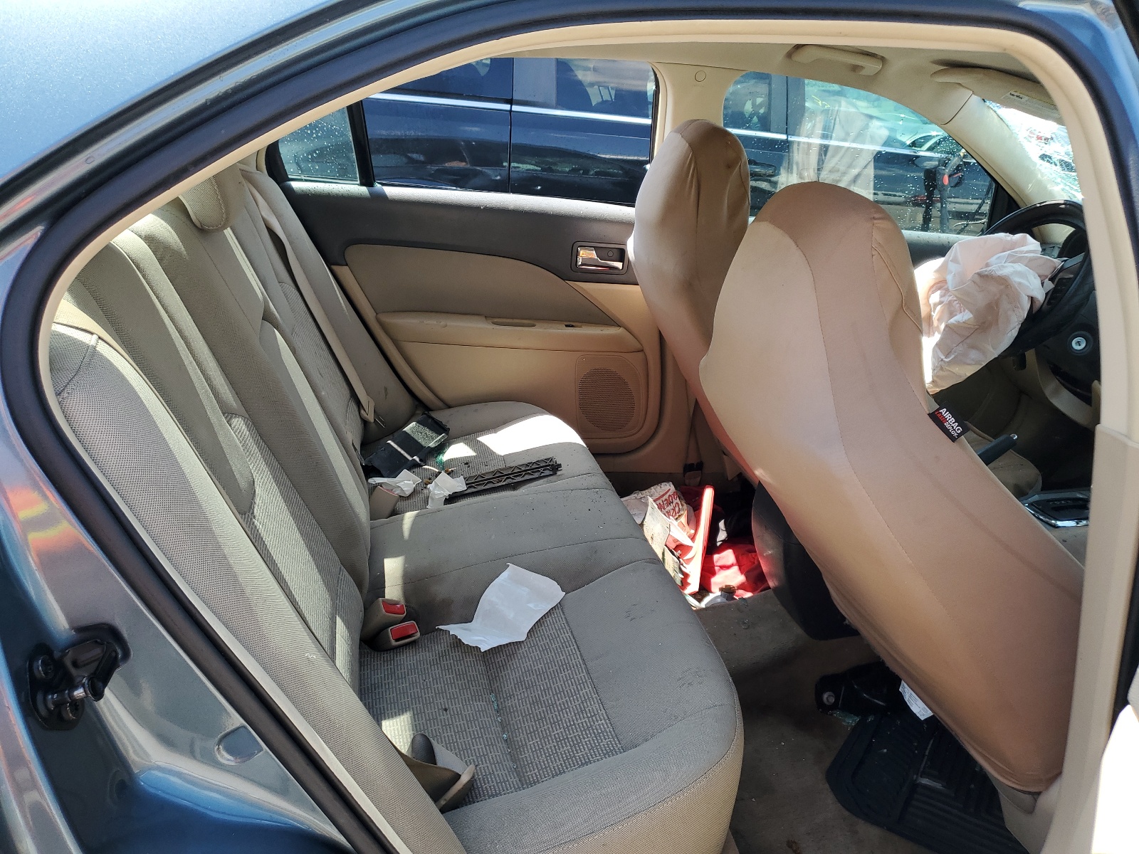 3FAHP0HA1BR135184 2011 Ford Fusion Se