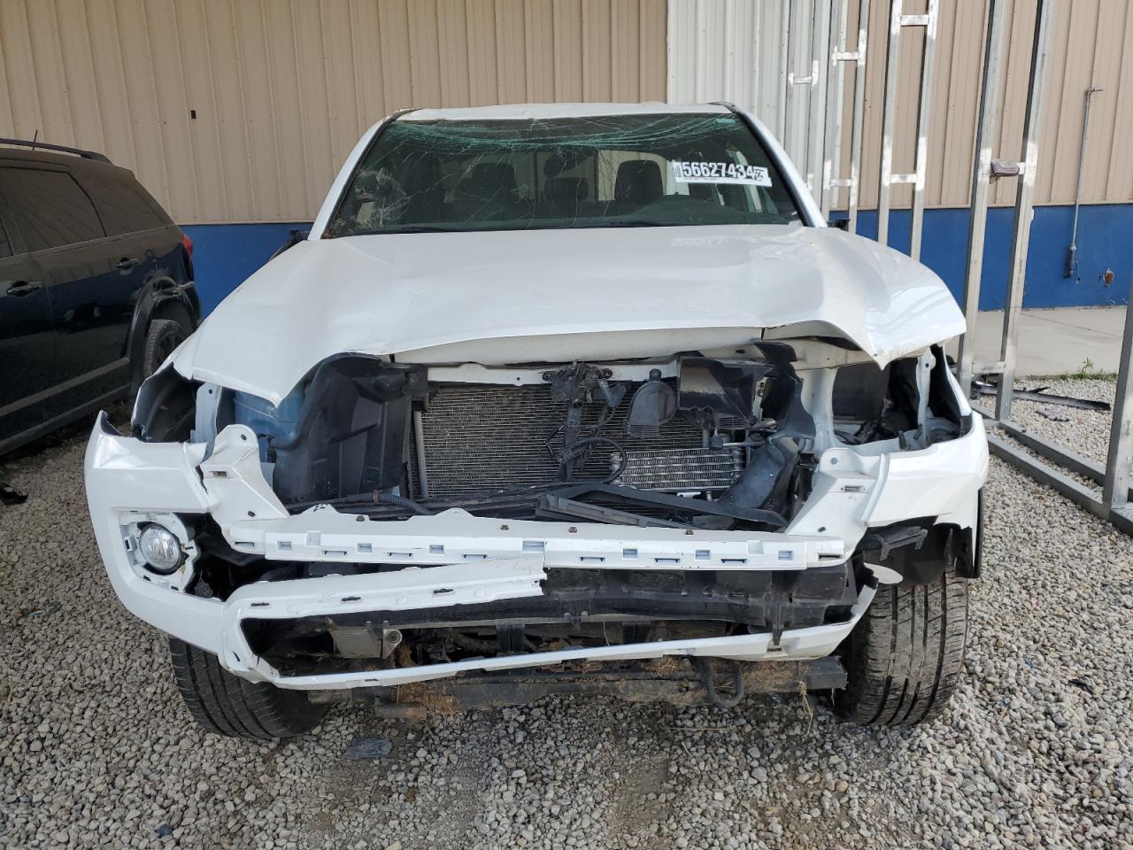 2019 Toyota Tacoma - Image 5