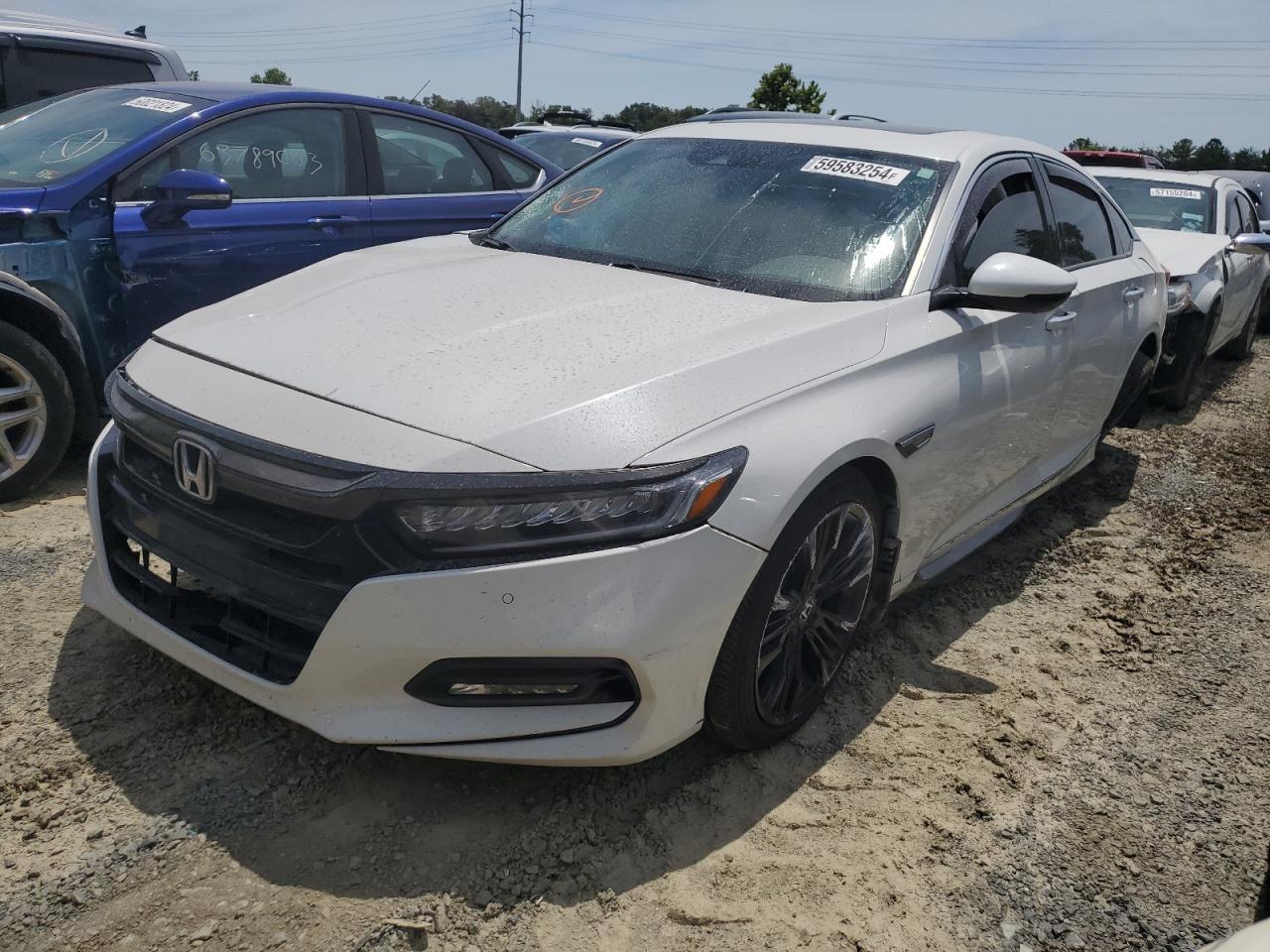 1HGCV2F9XJA036405 2018 HONDA ACCORD - Image 1