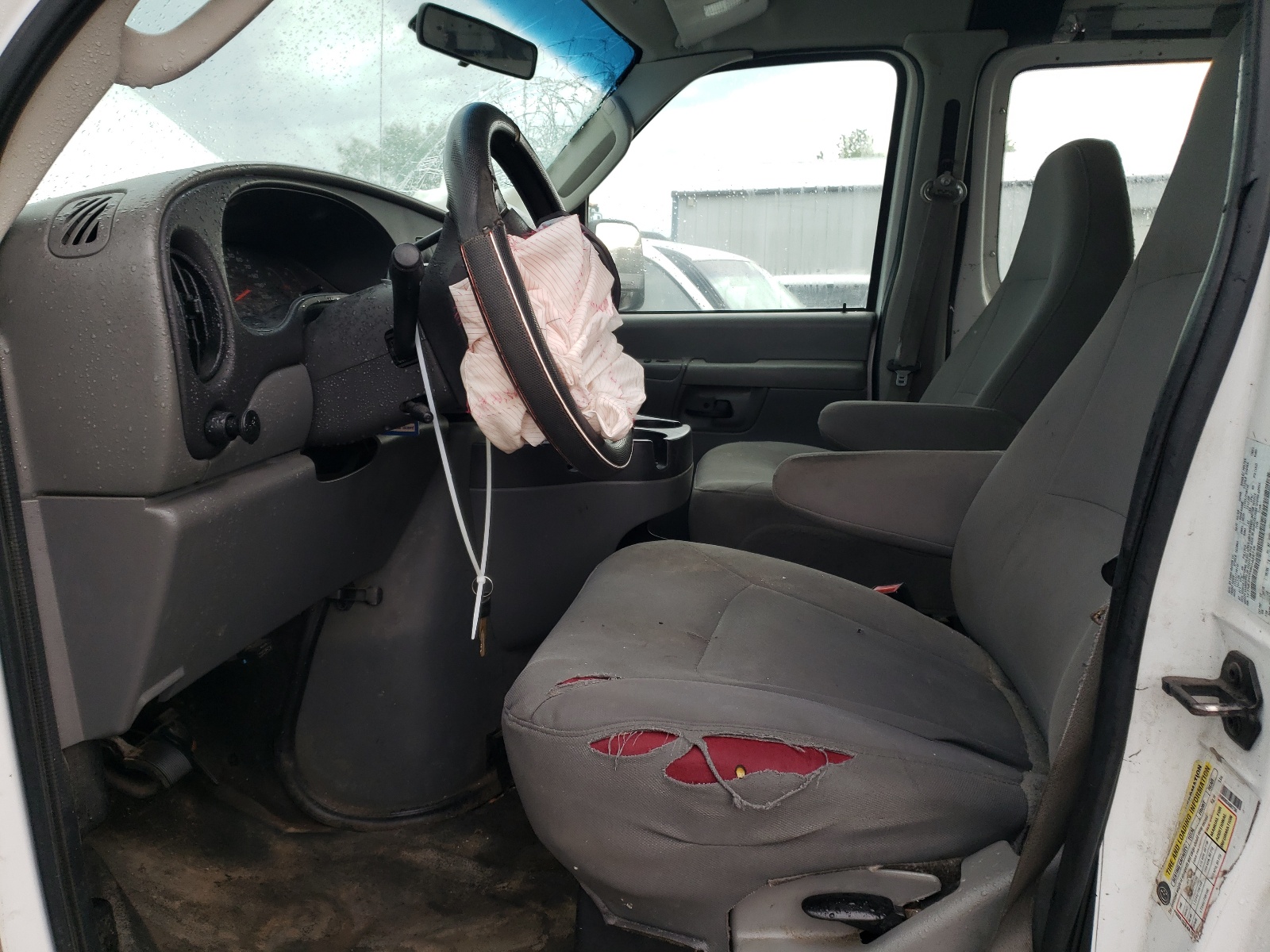 1FTNE24W68DA88736 2008 Ford Econoline E250 Van