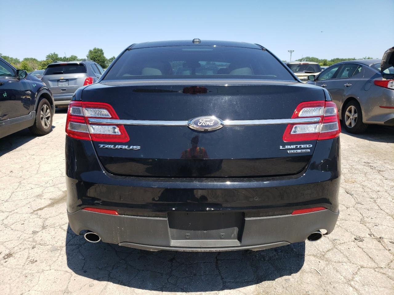 2017 Ford Taurus Limited VIN: 1FAHP2F84HG104006 Lot: 59783174