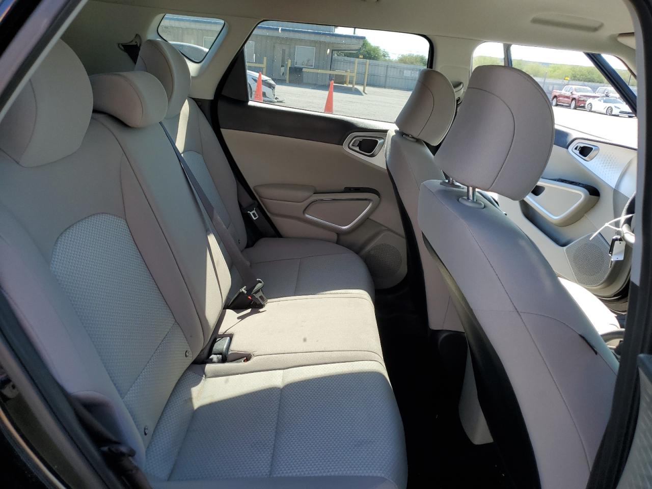 2021 Kia Soul Lx VIN: KNDJ23AU4M7756025 Lot: 60976484