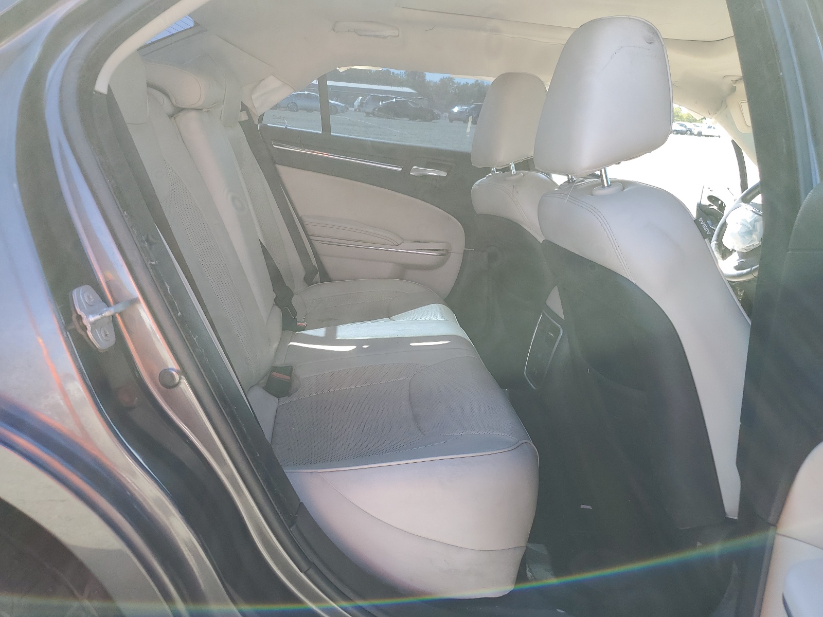 2C3CCAEG5GH116420 2016 Chrysler 300C