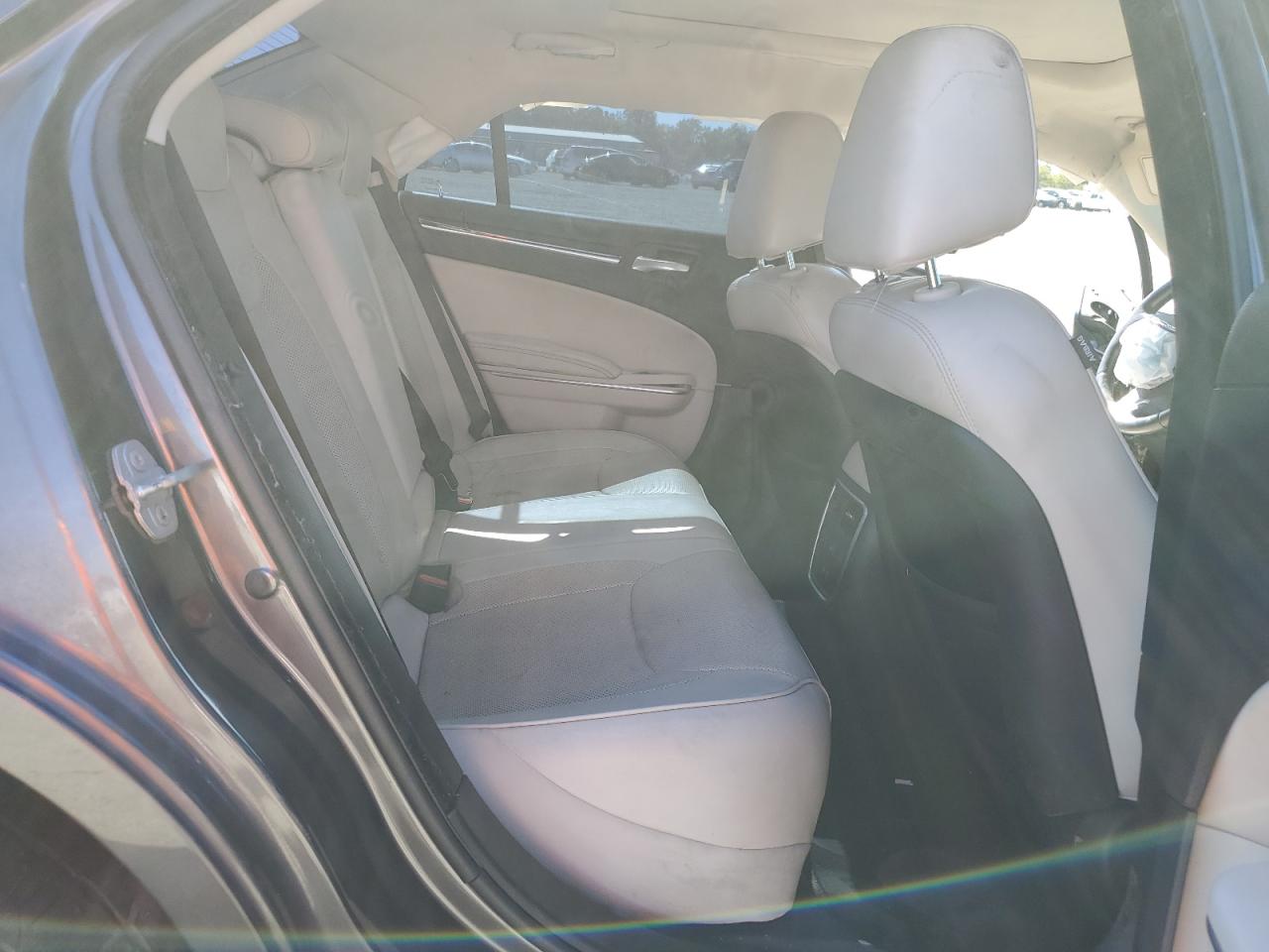 2016 Chrysler 300C VIN: 2C3CCAEG5GH116420 Lot: 60911164