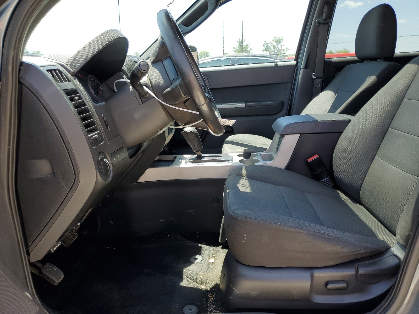 1FMCU0DG3BKA63542 2011 Ford Escape Xlt