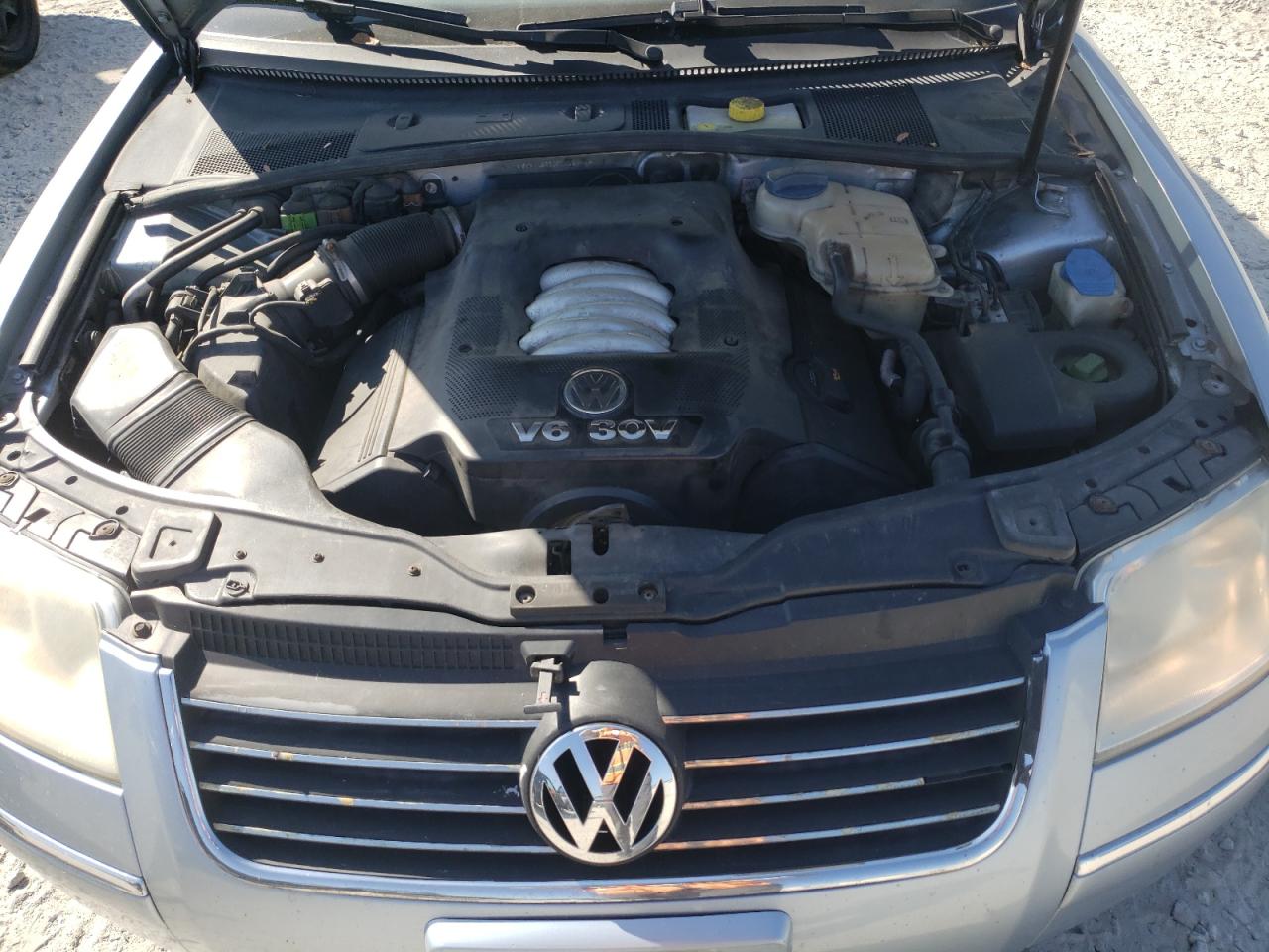 2003 Volkswagen Passat Glx 4Motion VIN: WVWYH63B53E156991 Lot: 59006994