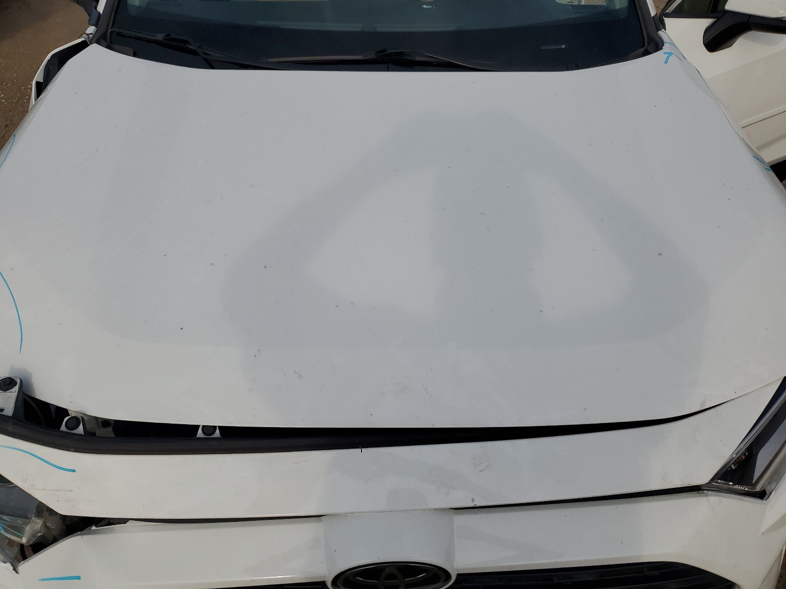 JTMC1RFV5LD051654 2020 Toyota Rav4 Xle Premium