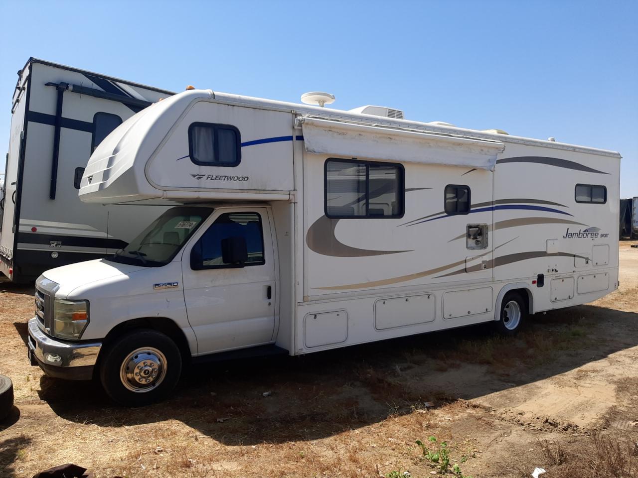 2011 Fleetwood Jamboree Sport 31N Motorhome VIN: 1FDXE4FS3BDA55954 Lot: 57667714