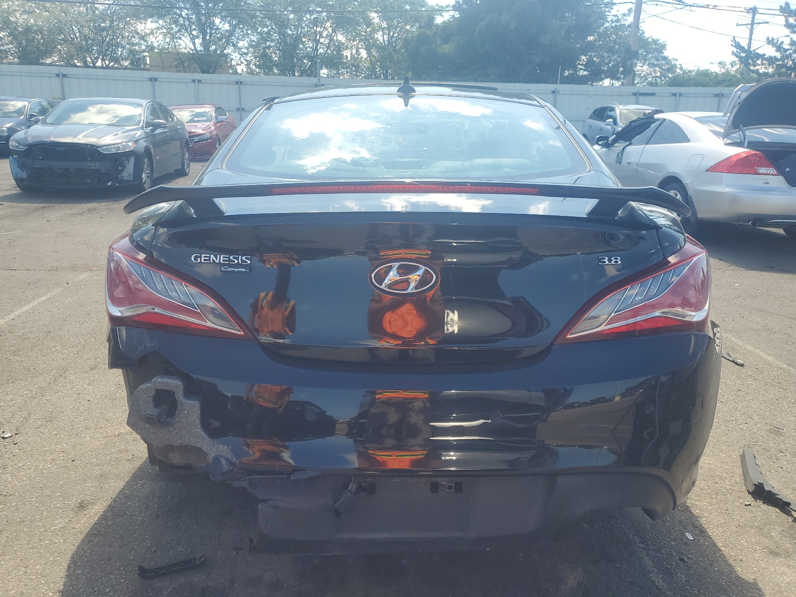 KMHHU6KJXFU122801 2015 Hyundai Genesis Coupe 3.8L