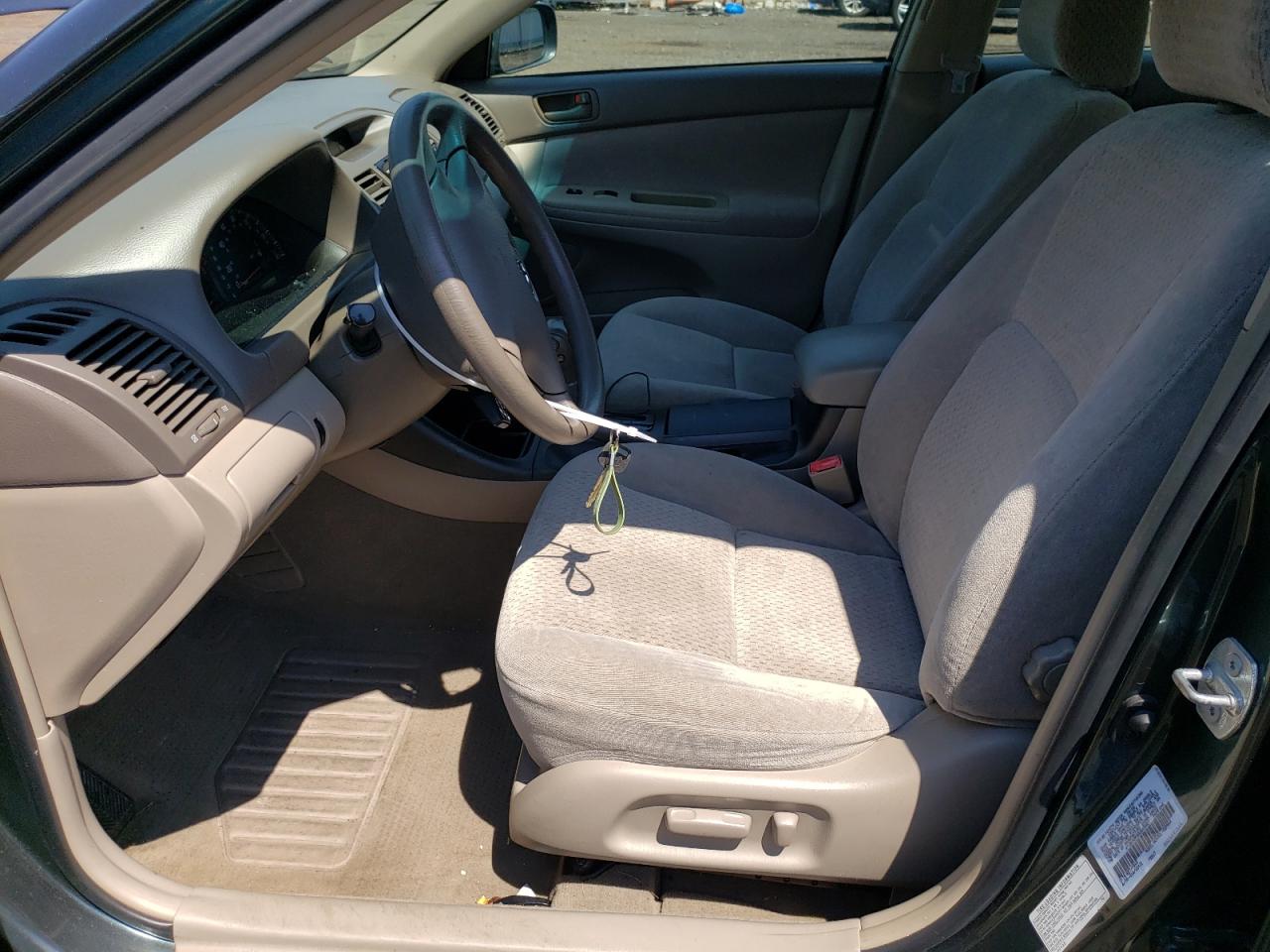 2003 Toyota Camry Le VIN: 4T1BE32K93U645667 Lot: 60270924