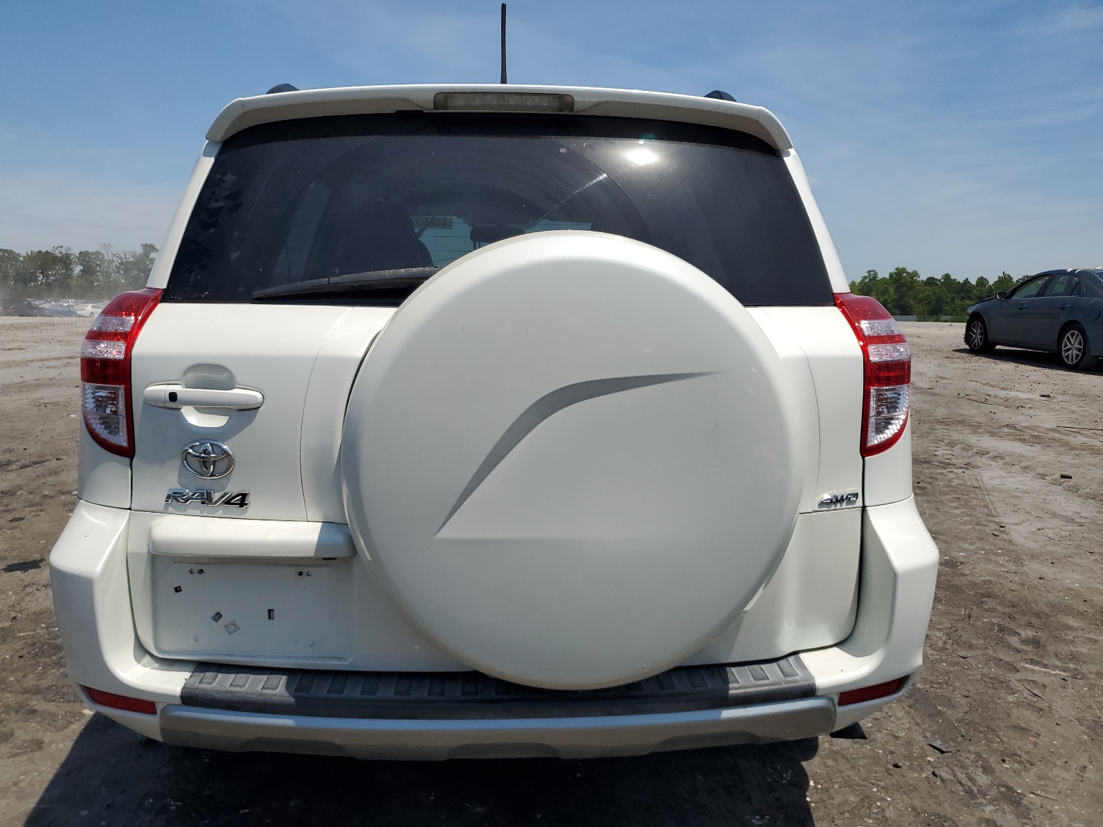 2T3DF4DV7BW161943 2011 Toyota Rav4 Limited