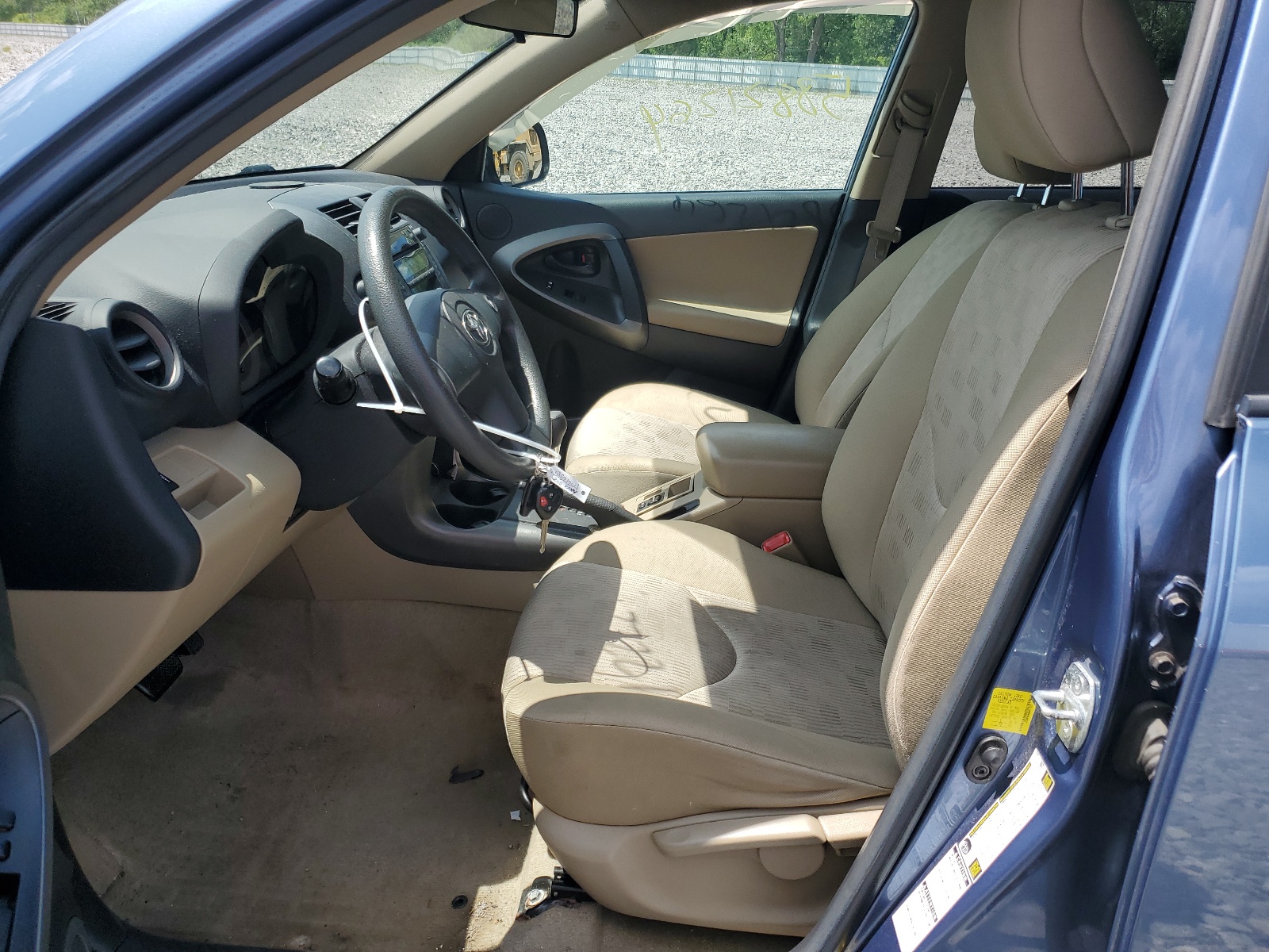 2T3BF4DV4BW137221 2011 Toyota Rav4