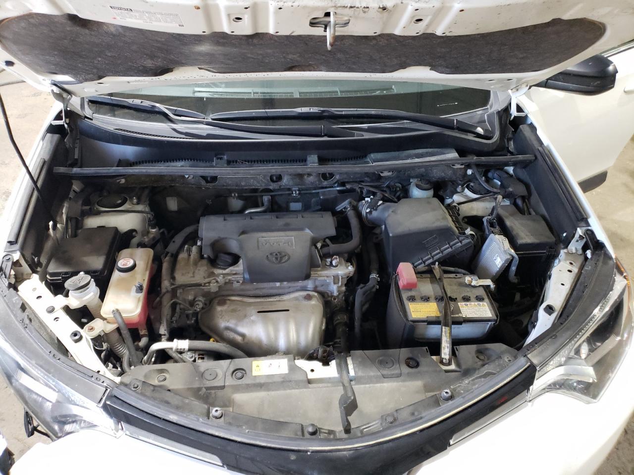 2018 Toyota RAV 4 - Image 11