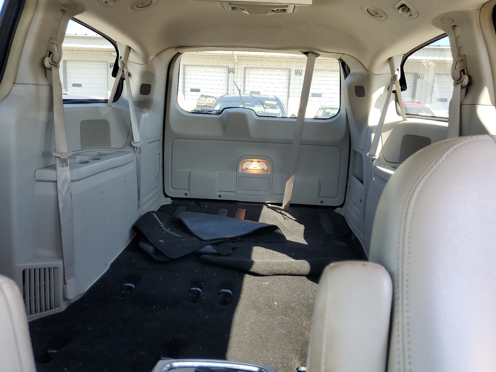 2C4RC1BG2CR300695 2012 Chrysler Town & Country Touring