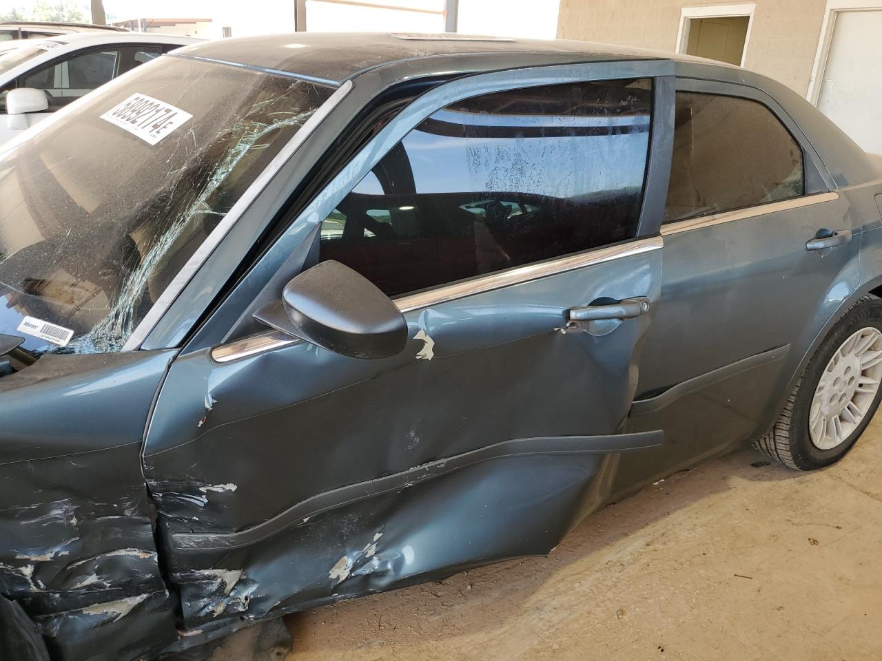 2005 Chrysler 300 VIN: 2C3JA43R65H173001 Lot: 58992174