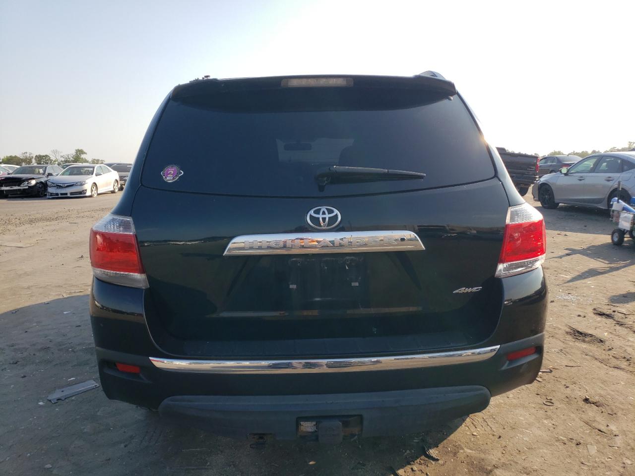 5TDBK3EHXBS067255 2011 Toyota Highlander Base