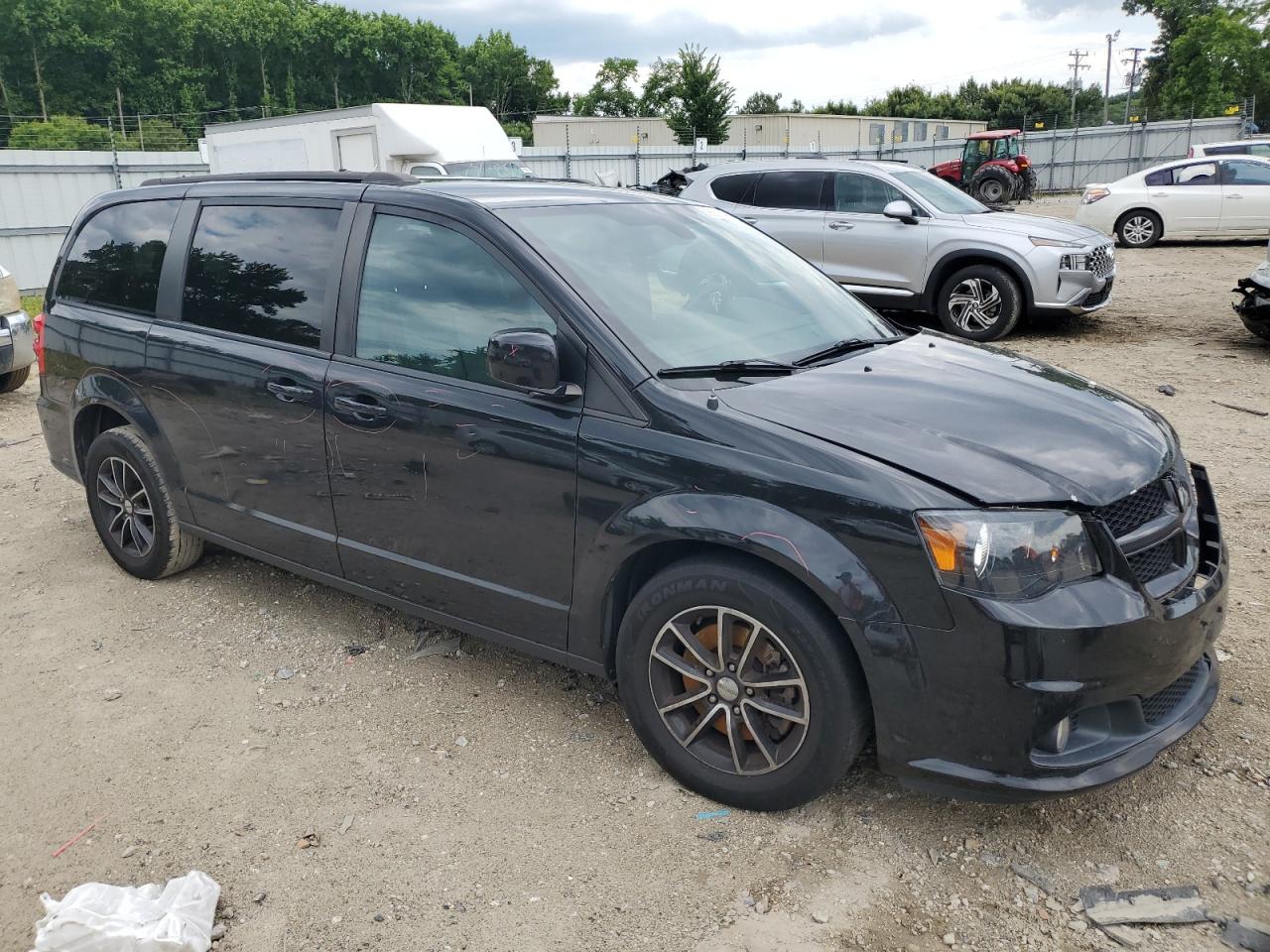 2018 Dodge Caravan - Image 4