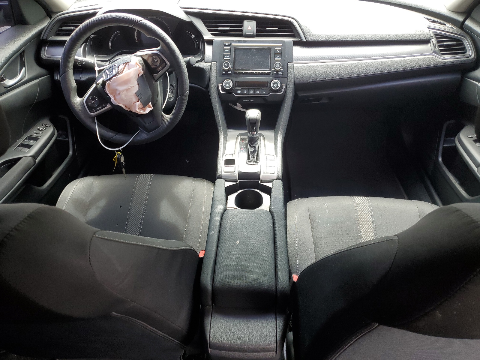 2HGFC2F53JH503665 2018 Honda Civic Lx