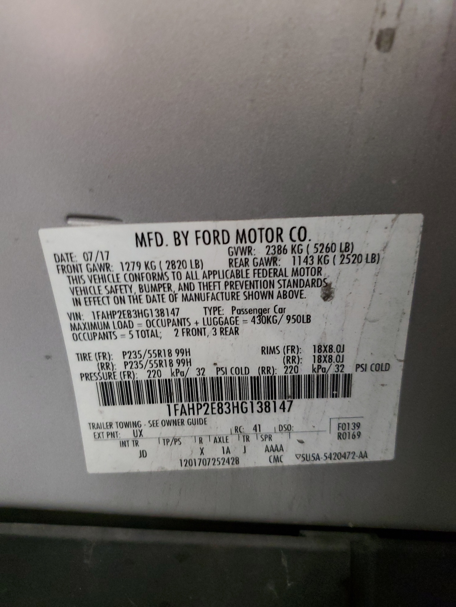 1FAHP2E83HG138147 2017 Ford Taurus Sel