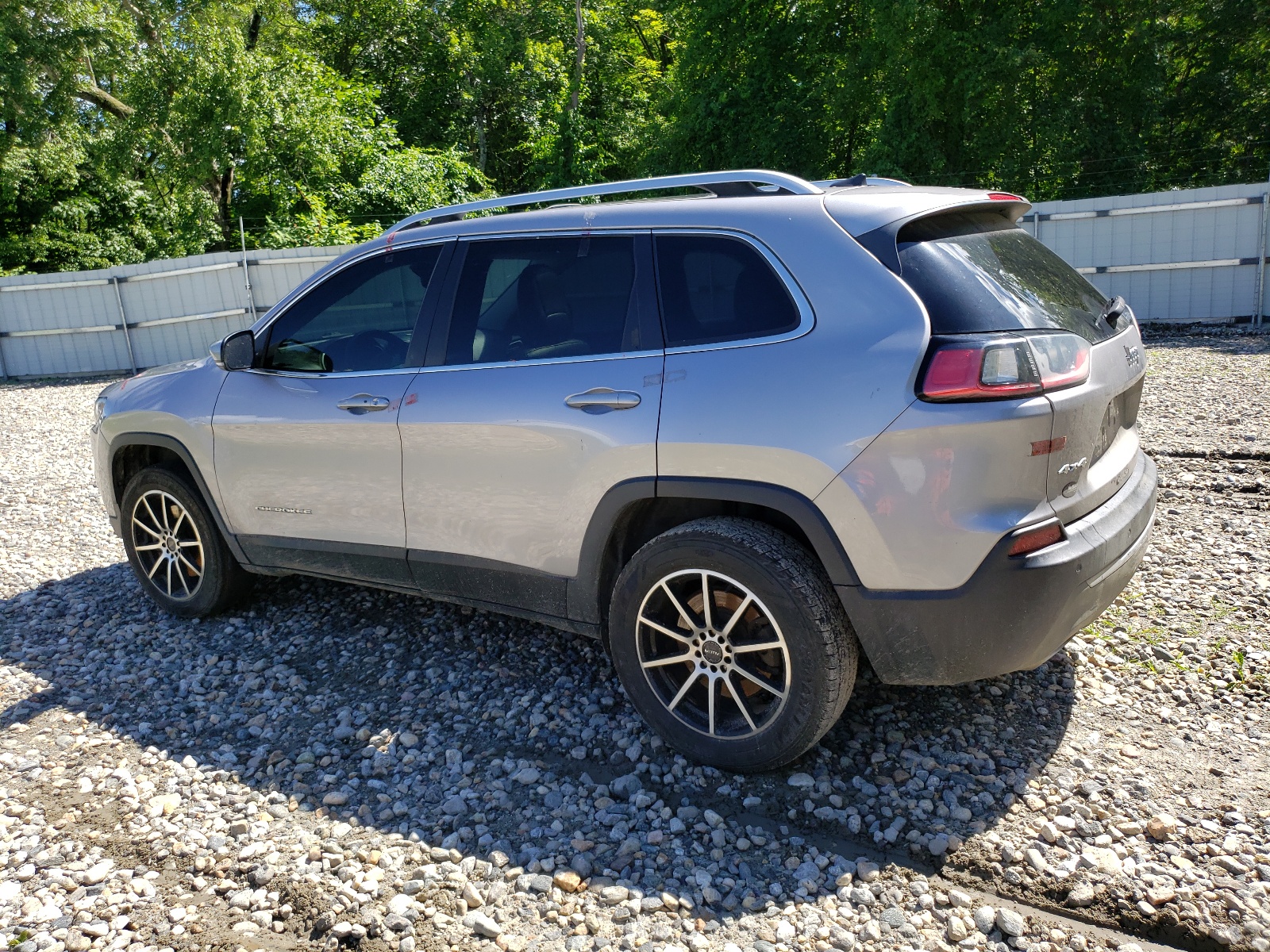 2019 Jeep Cherokee Limited vin: 1C4PJMDN3KD133677