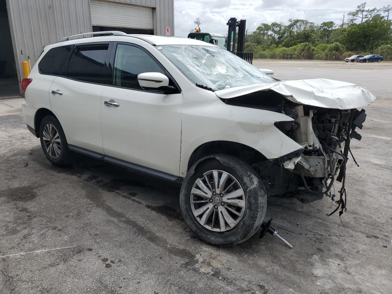 2018 Nissan Pathfinder S VIN: 5N1DR2MM8JC624480 Lot: 60147925