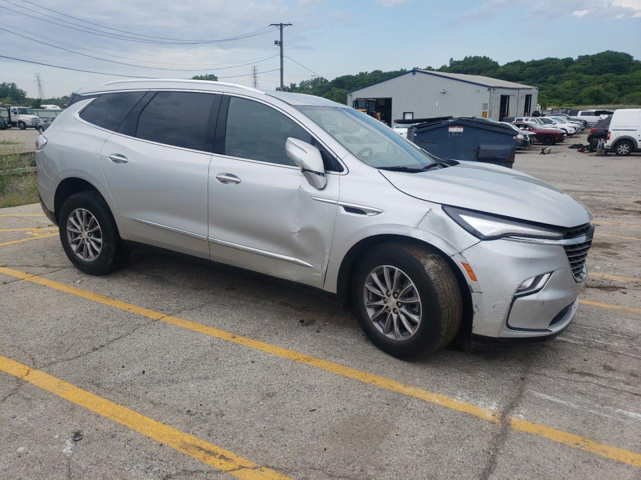 2022 Buick Enclave - Image 4