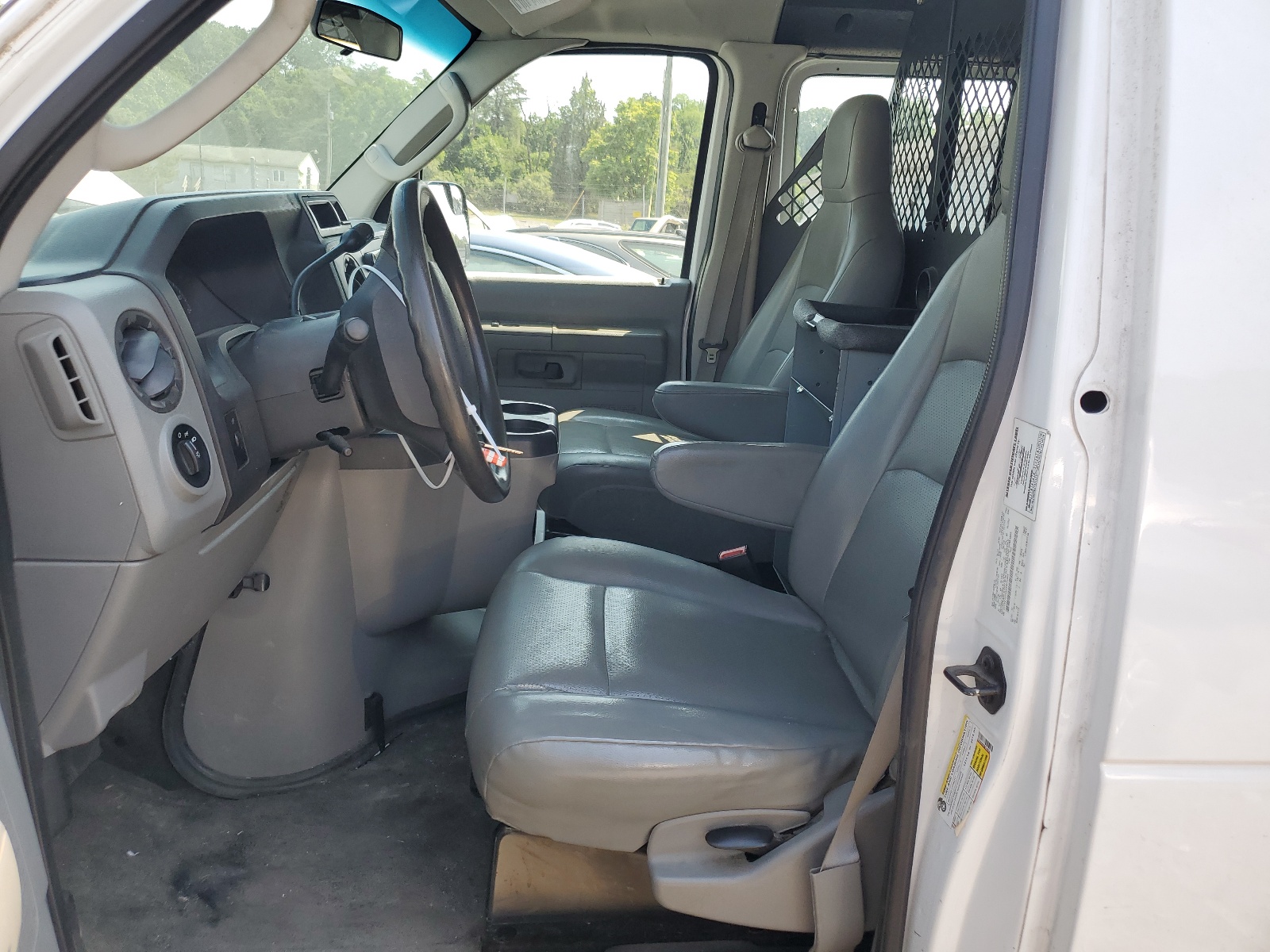 1FTNE2EW8DDB14424 2013 Ford Econoline E250 Van