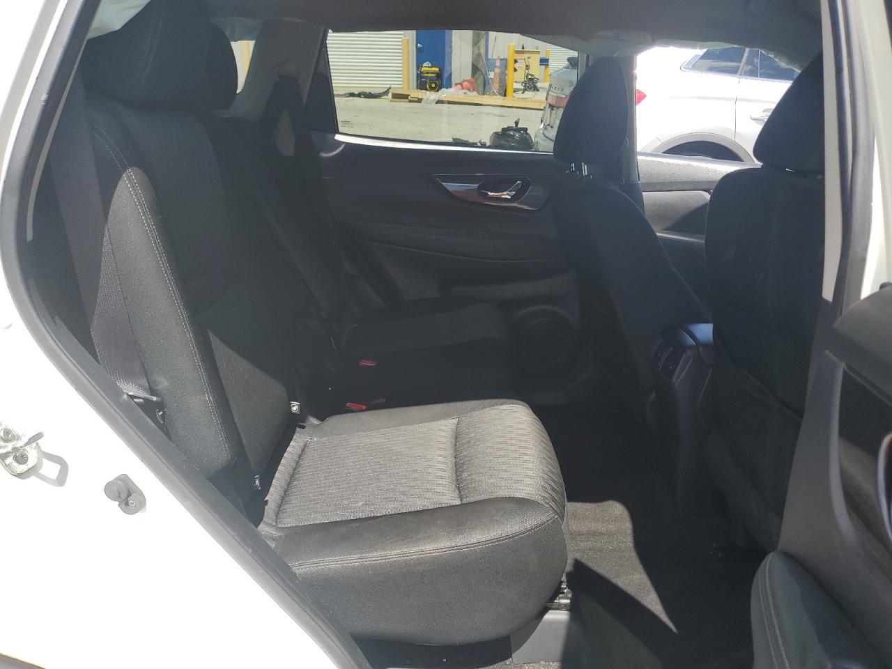 2017 Nissan Rogue S VIN: KNMAT2MT0HP603318 Lot: 60455054