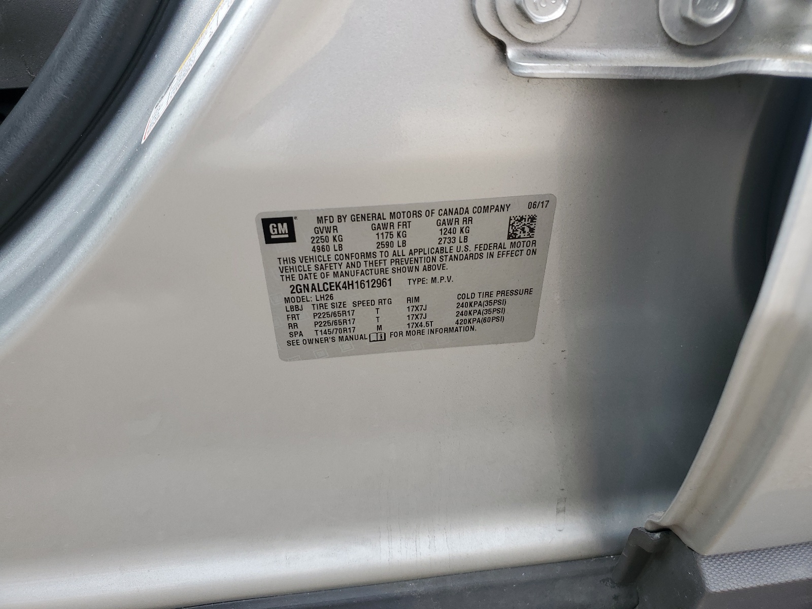 2GNALCEK4H1612961 2017 Chevrolet Equinox Lt