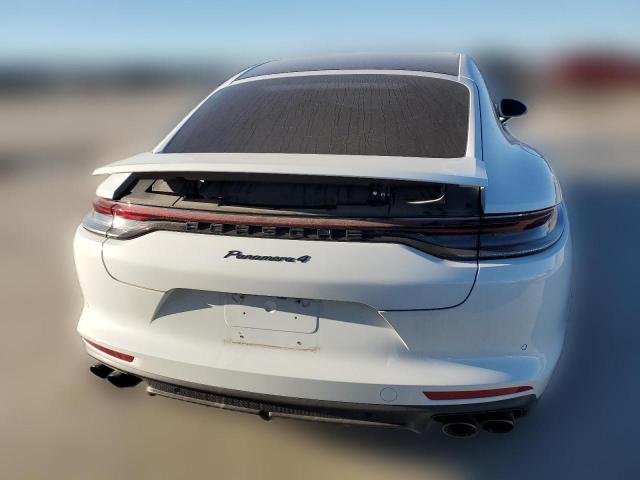  PORSCHE PANAMERA 2022 Белый