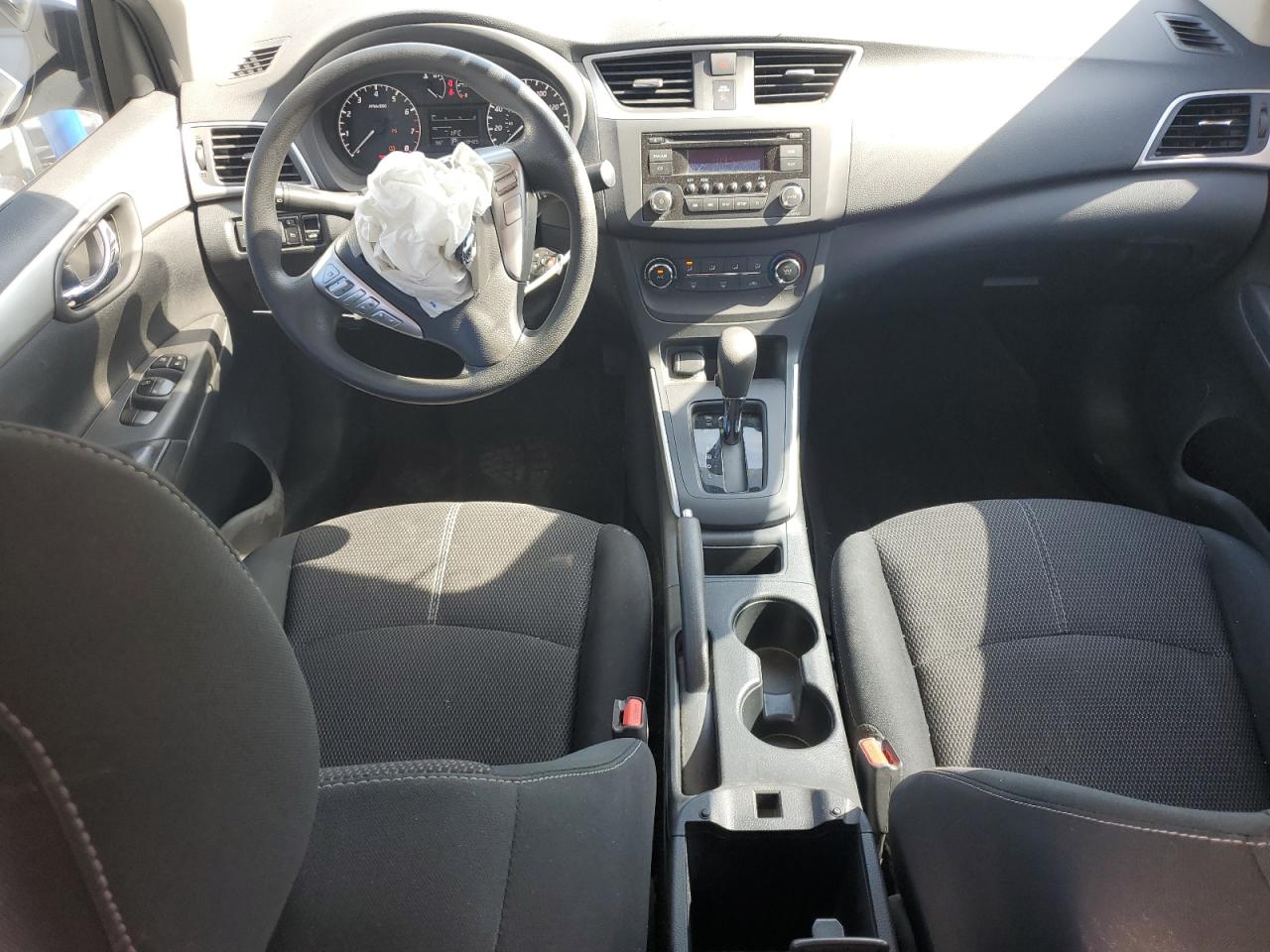 2017 Nissan Sentra - Image 8