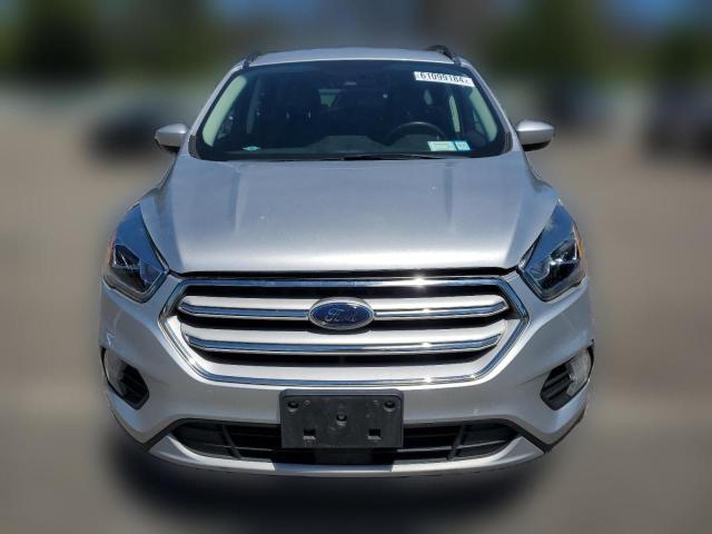  FORD ESCAPE 2018 Серебристый