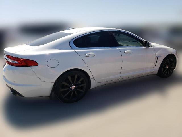 Седани JAGUAR XF 2014 Білий