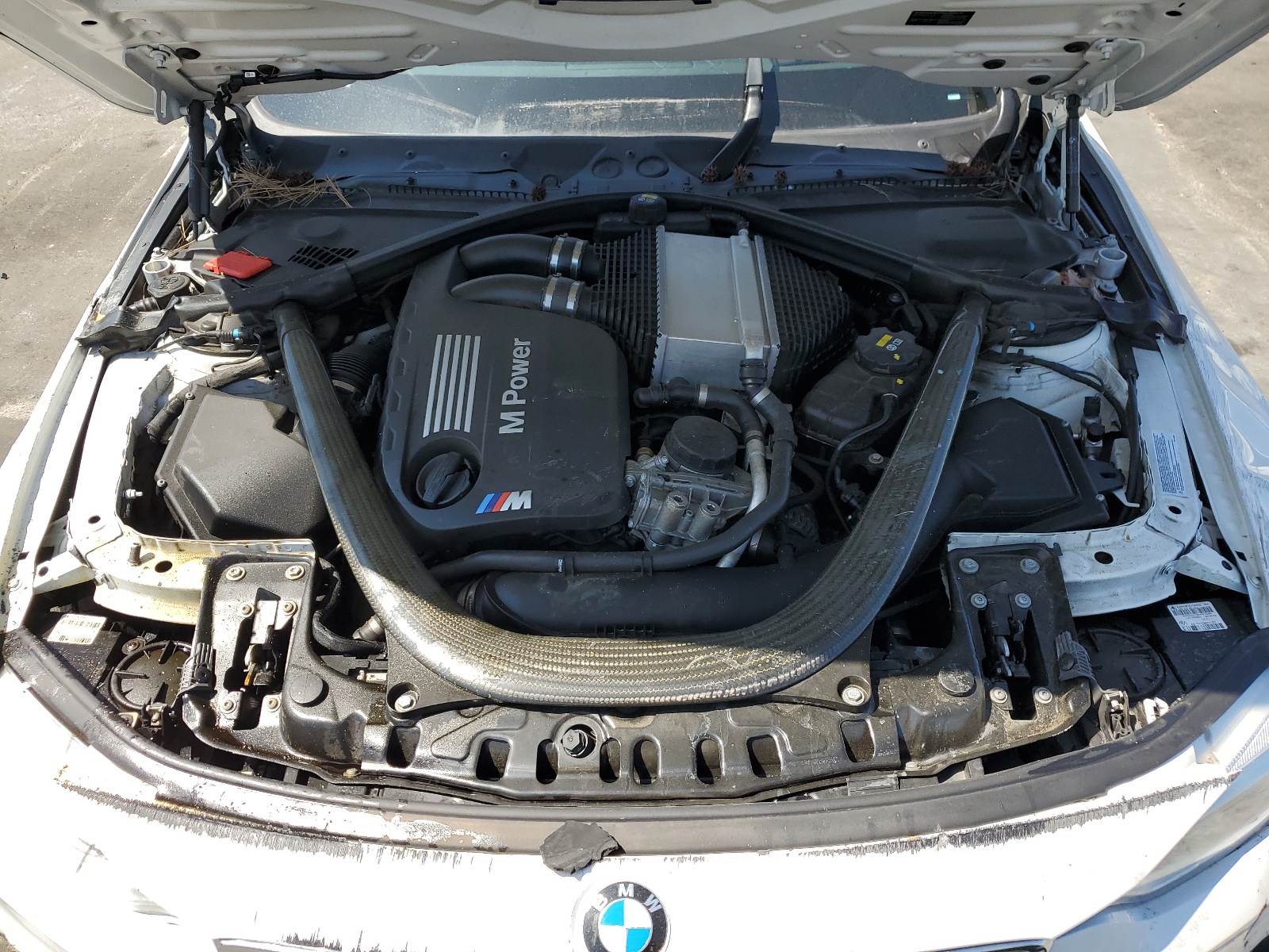 WBS3R9C55FK331273 2015 BMW M4